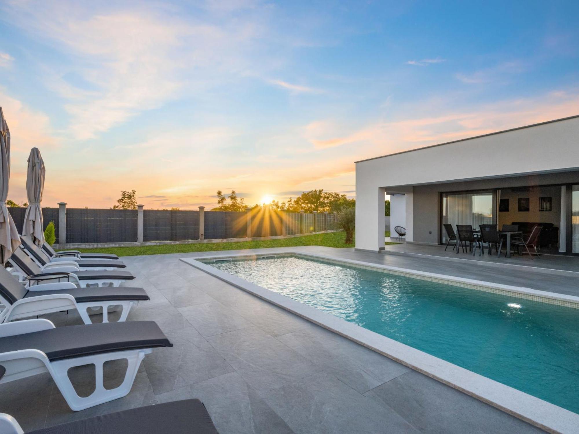 Holiday Home Villa Meraki By Interhome Rasa Екстер'єр фото