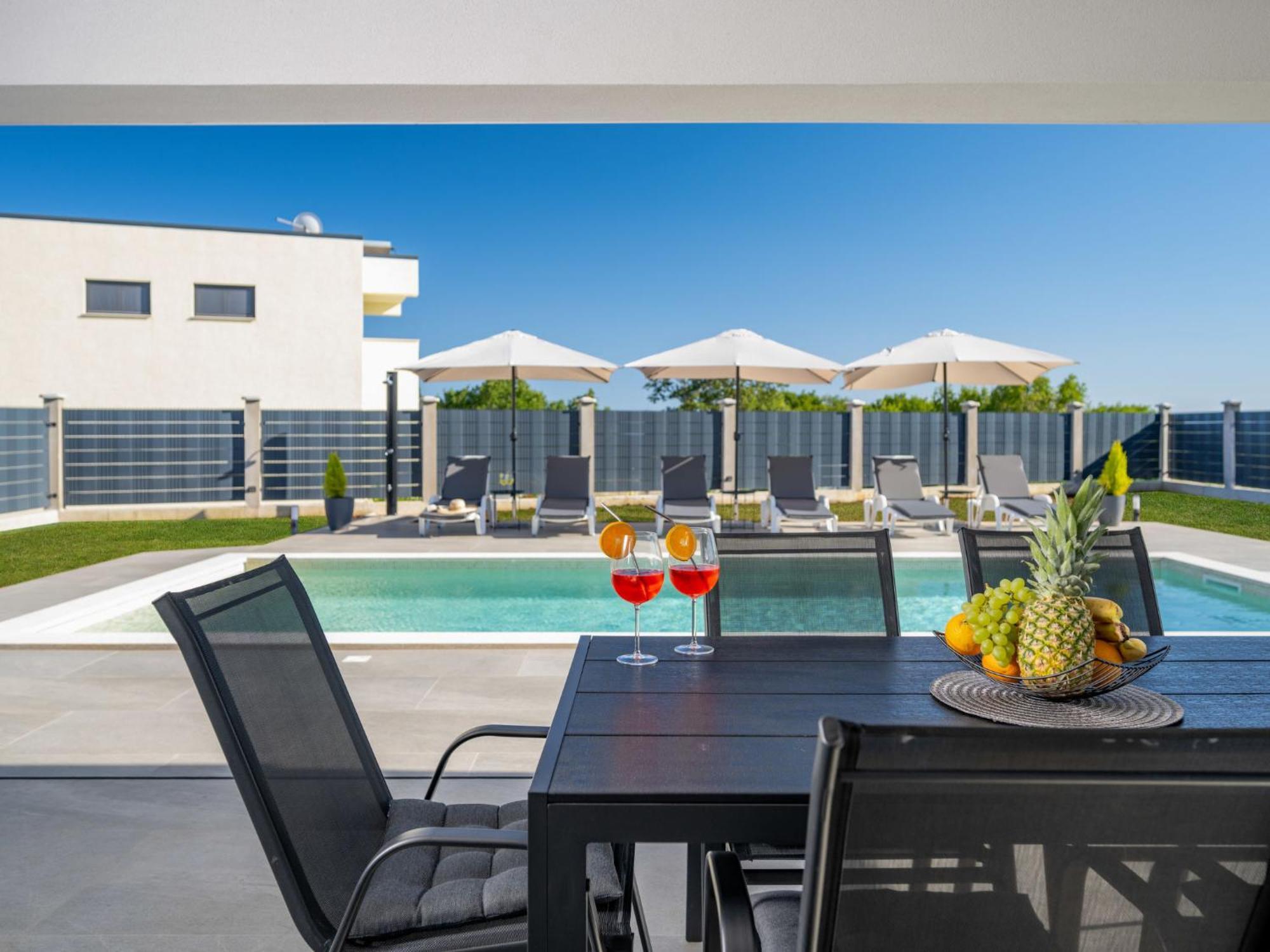 Holiday Home Villa Meraki By Interhome Rasa Екстер'єр фото